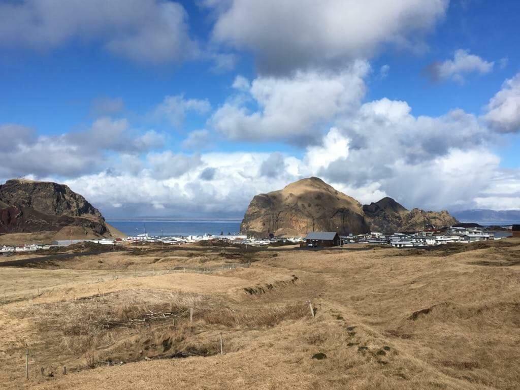 Ofanleiti Cottages Вестманнаейяр Екстер'єр фото